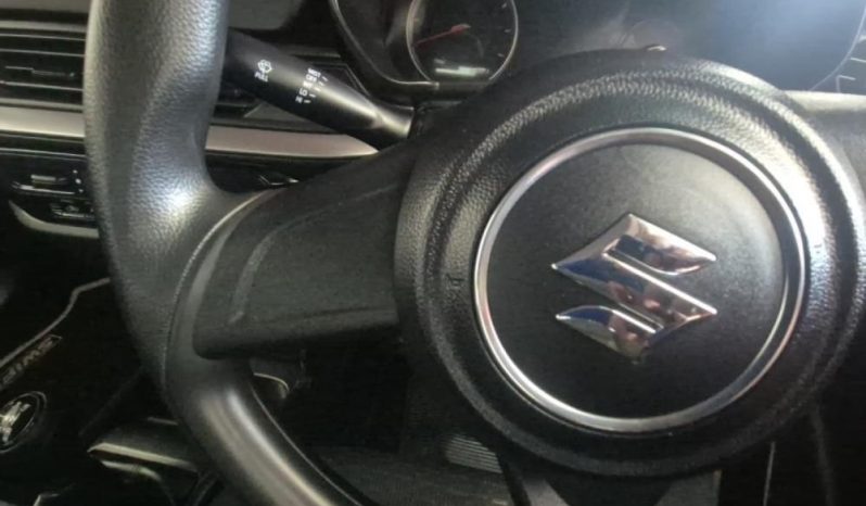 
								SUZUKI SWIFT 1.2 GL MT full									