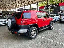 
										Toyota Fj Cruiser 4.0 V6 4X4 At full									