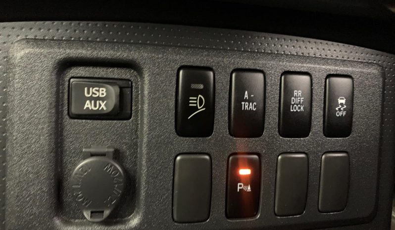 
								Toyota Fj Cruiser 4.0 V6 4X4 Trail Cruiser At full									