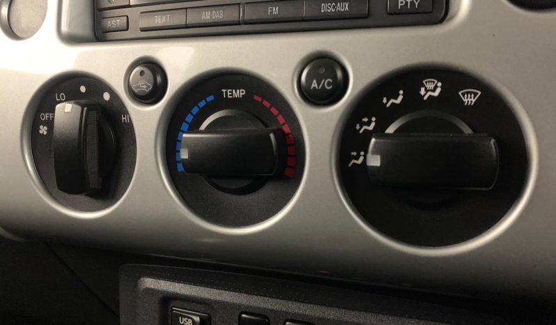 
								Toyota Fj Cruiser 4.0 V6 4X4 Trail Cruiser At full									