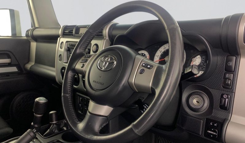
								Toyota Fj Cruiser 4.0 V6 4X4 Trail Cruiser At full									