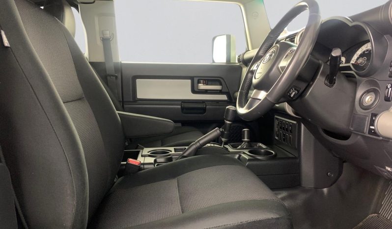 
								Toyota Fj Cruiser 4.0 V6 4X4 Trail Cruiser At full									