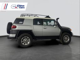 
										Toyota Fj Cruiser 4.0 V6 4X4 Trail Cruiser At full									
