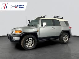 
										Toyota Fj Cruiser 4.0 V6 4X4 Trail Cruiser At full									