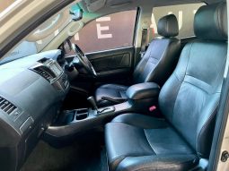 
										Toyota Fortuner 3.0 D-4D Rb Limited Edition At full									