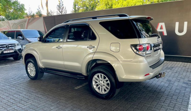 
								Toyota Fortuner 3.0 D-4D Rb Limited Edition At full									