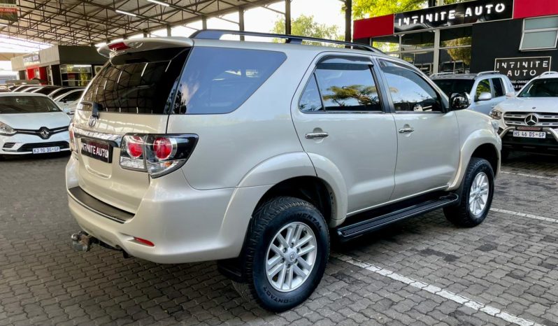 
								Toyota Fortuner 3.0 D-4D Rb Limited Edition At full									
