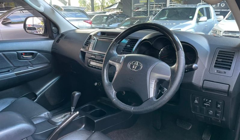 
								Toyota Fortuner 3.0 D-4D Rb Limited Edition At full									