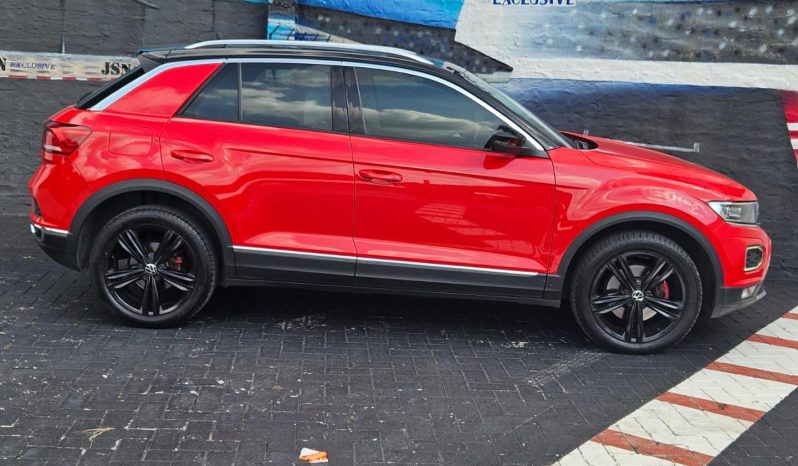 
								Volkswagen T-Roc 2.0 Tsi Design Dsg full									
