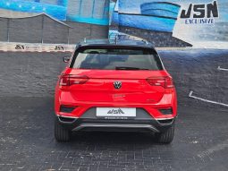
										Volkswagen T-Roc 2.0 Tsi Design Dsg full									