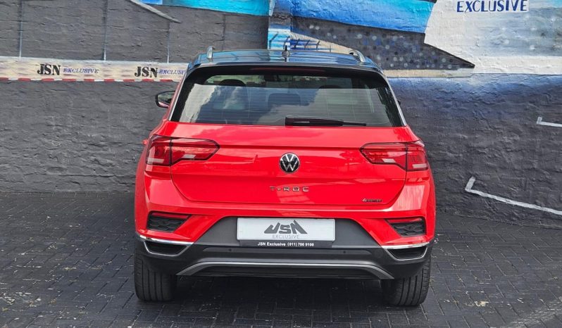 
								Volkswagen T-Roc 2.0 Tsi Design Dsg full									