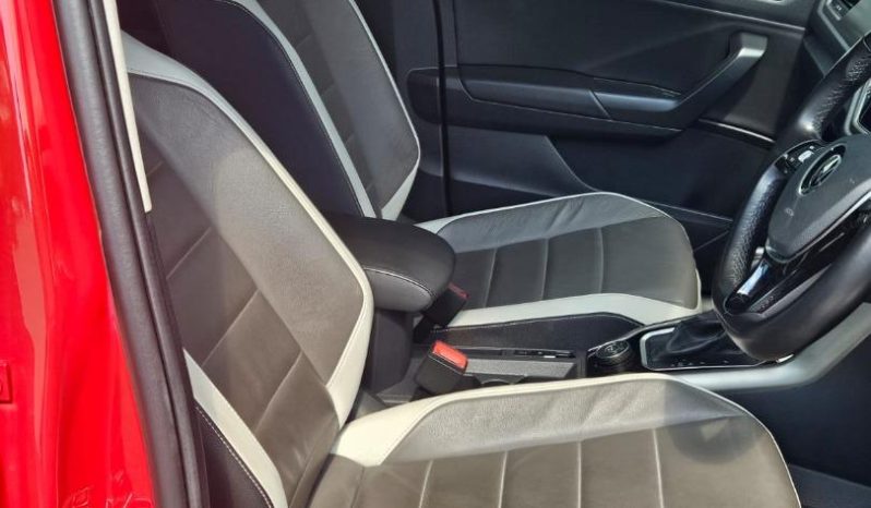 
								Volkswagen T-Roc 2.0 Tsi Design Dsg full									
