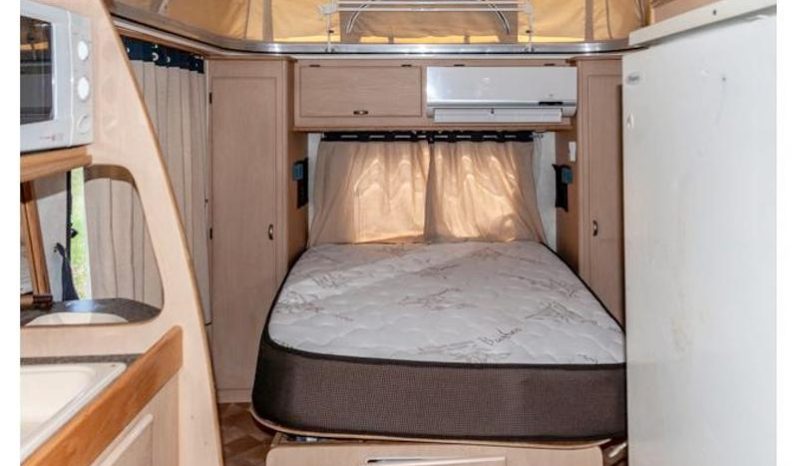
								Caravan Gypsey Regal full									