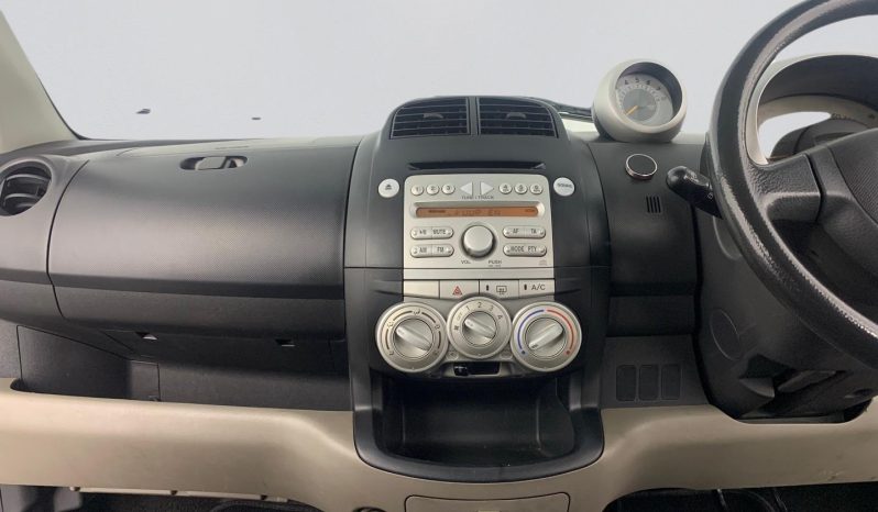 
								Daihatsu Sirion 1.3 Sport full									