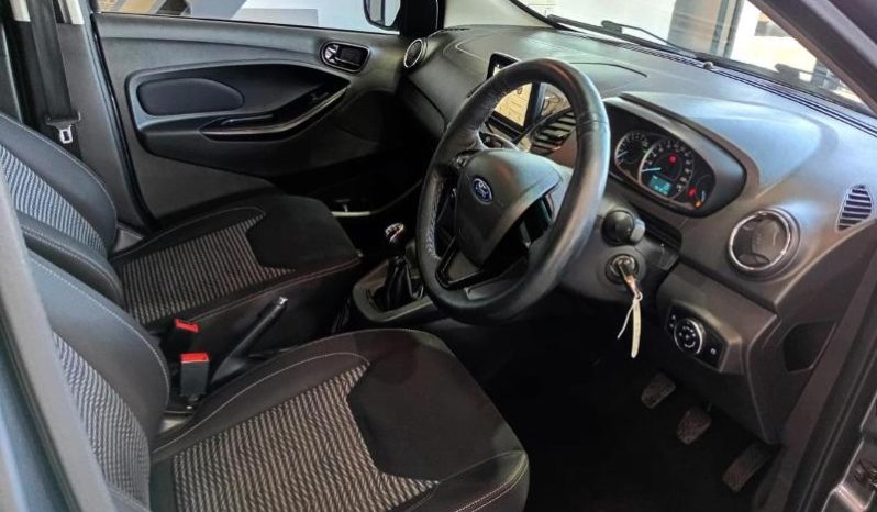 
								Ford Figo 1.5 Tivct Titanium 5-Door full									