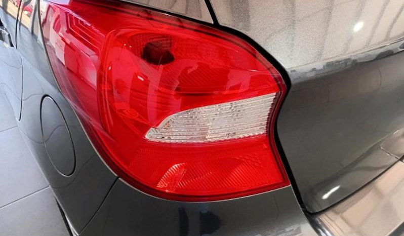 
								Ford Figo 1.5 Tivct Titanium 5-Door full									