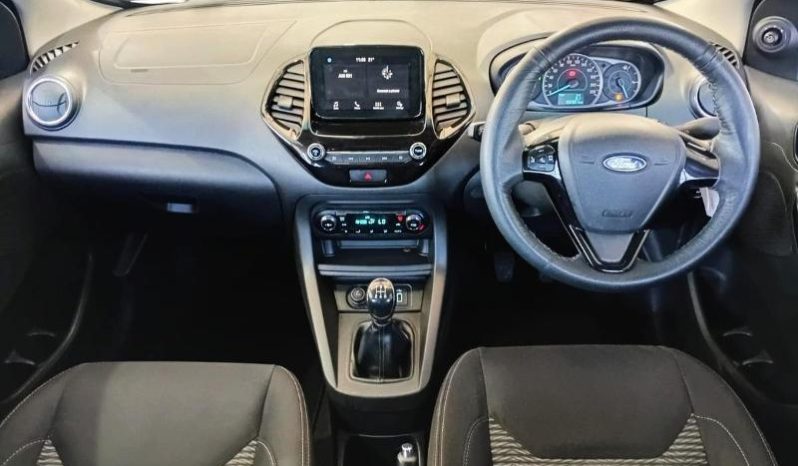
								Ford Figo 1.5 Tivct Titanium 5-Door full									