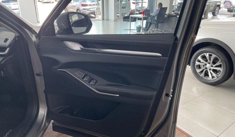 
								Haval H6 2.0T Super Luxury 2wd 9dct full									