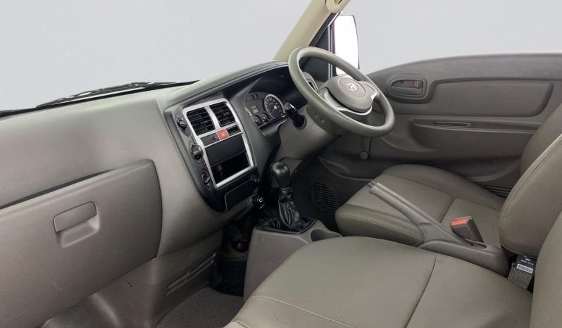 
								Hyundai H100 Bakkie 2.6D Deck full									