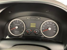 Hyundai H100 Bakkie 2.6D Deck