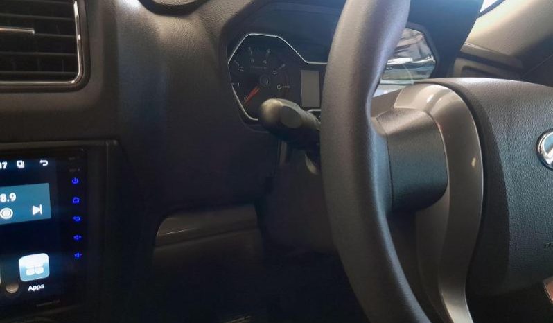 
								Mahindra Pik Up 2.2 Mhawk S6 Karoo D Cab 4X2 full									