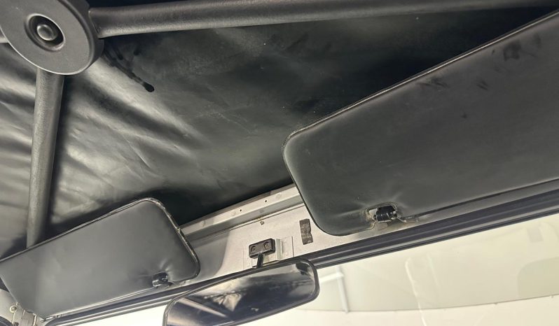 
								Mahindra Thar 2.5 Crde Hard Top 4X4 De full									