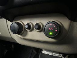 
										Mahindra Thar 2.5 Crde Hard Top 4X4 De full									