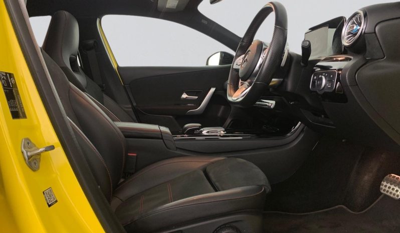
								Mercedes Benz A-Class A 250 Sport Amg 7G-Dct full									