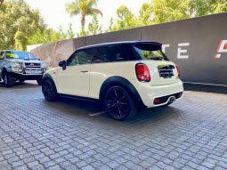 
										MINI Hatch 3-Door Cooper S Steptronic 2tc full									