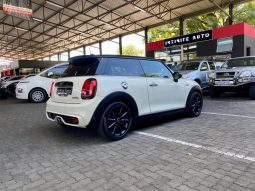 
										MINI Hatch 3-Door Cooper S Steptronic 2tc full									
