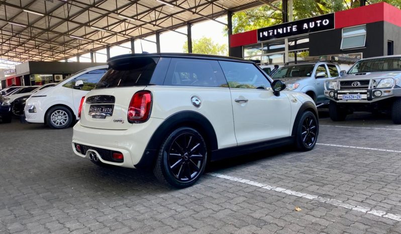 
								MINI Hatch 3-Door Cooper S Steptronic 2tc full									