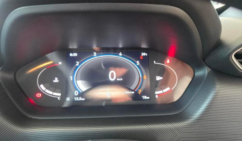 
								Nissan Magnite 1.0 Acenta Amt full									