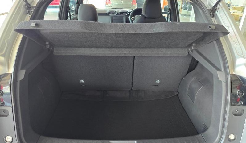 
								Nissan Magnite 1.0 Visia full									