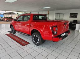 
										Nissan Navara 2.5D Le D Cab At full									