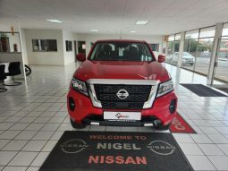 
										Nissan Navara 2.5D Le D Cab At full									