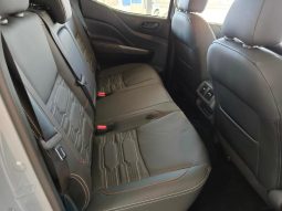 
										Nissan Navara 2.5D Pro-2X D Cab 4X2 At full									