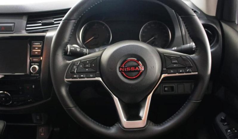 
								Nissan Navara 2.5D Pro-2X D Cab 4X2 At full									