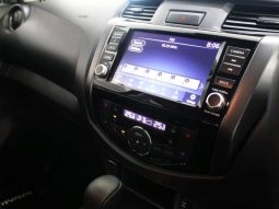 
										Nissan Navara 2.5D Pro-2X D Cab 4X2 At full									