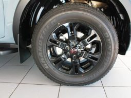 
										Nissan Navara 2.5D Pro-2X D Cab 4X2 At full									