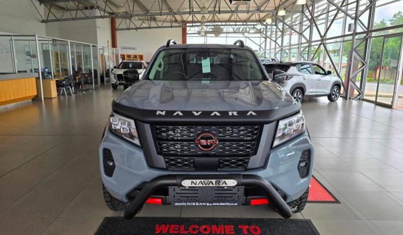 
								Nissan Navara 2.5D Pro-4X D Cab 4X4 At full									