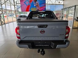 
										Nissan Navara 2.5D Pro-4X D Cab 4X4 At full									