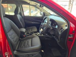 
										Nissan Navara 2.5D Pro-4X D Cab 4X4 At full									