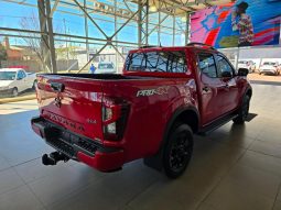 
										Nissan Navara 2.5D Pro-4X D Cab 4X4 At full									