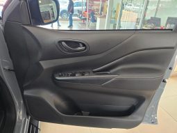 
										Nissan Navara 2.5D Pro-4X D Cab 4X4 At full									