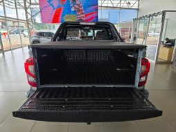 
										Nissan Navara 2.5D Pro-4X D Cab 4X4 At full									