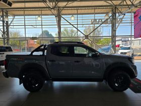 Nissan Navara 2.5D Pro-4X Warrior D Cab 4X4 At