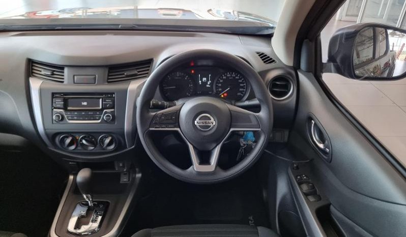 
								Nissan Navara 2.5D Se D Cab At full									