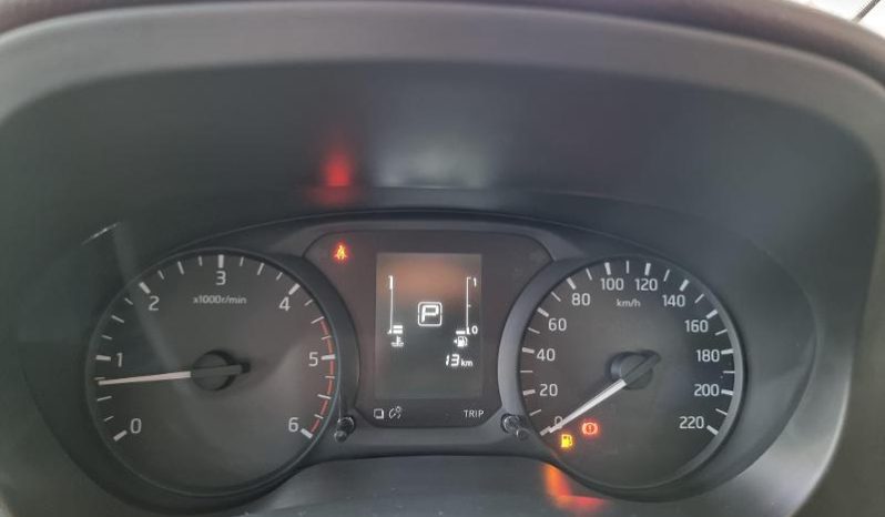 
								Nissan Navara 2.5D Se D Cab At full									