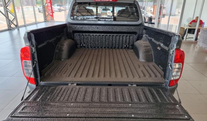 
								Nissan Navara 2.5D Se D Cab At full									