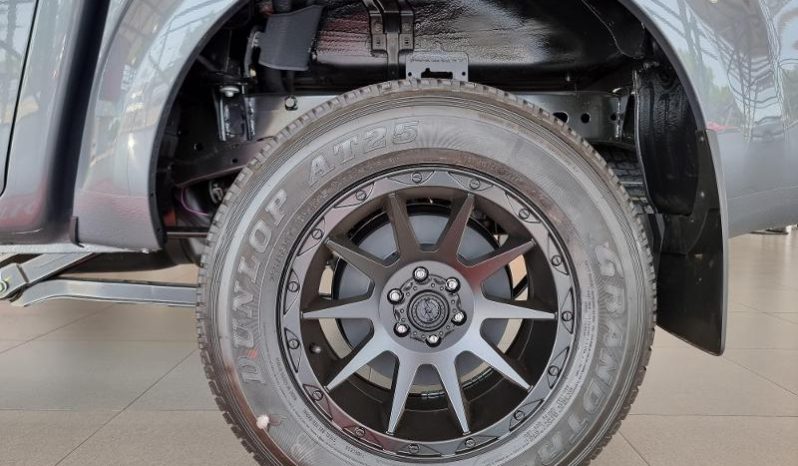 
								Nissan Navara 2.5D Se D Cab At full									